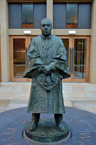 Martin Luther King STATUE - King's Quad, Newcastle University (4) - Copy.jpg