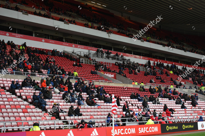 empty-seats-stadium-light-fans-leaves-their-1500w-9469170av.thumb.jpg.b6597469d5b392f560cf8986a6e06d19.jpg