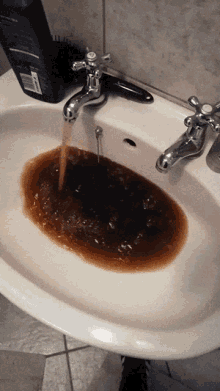 image.gif.0703c5ec18ebcdf3993d383e5149ef1c.gif